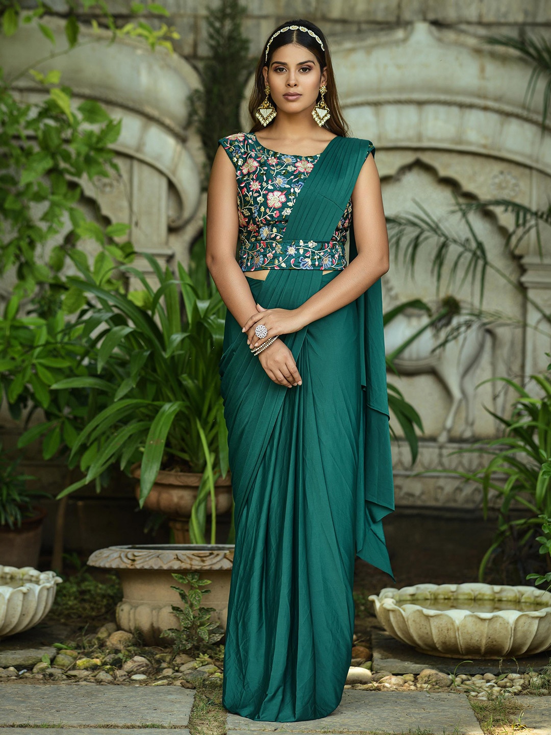 

THE52 Sequinned Embroidery Saree, Green