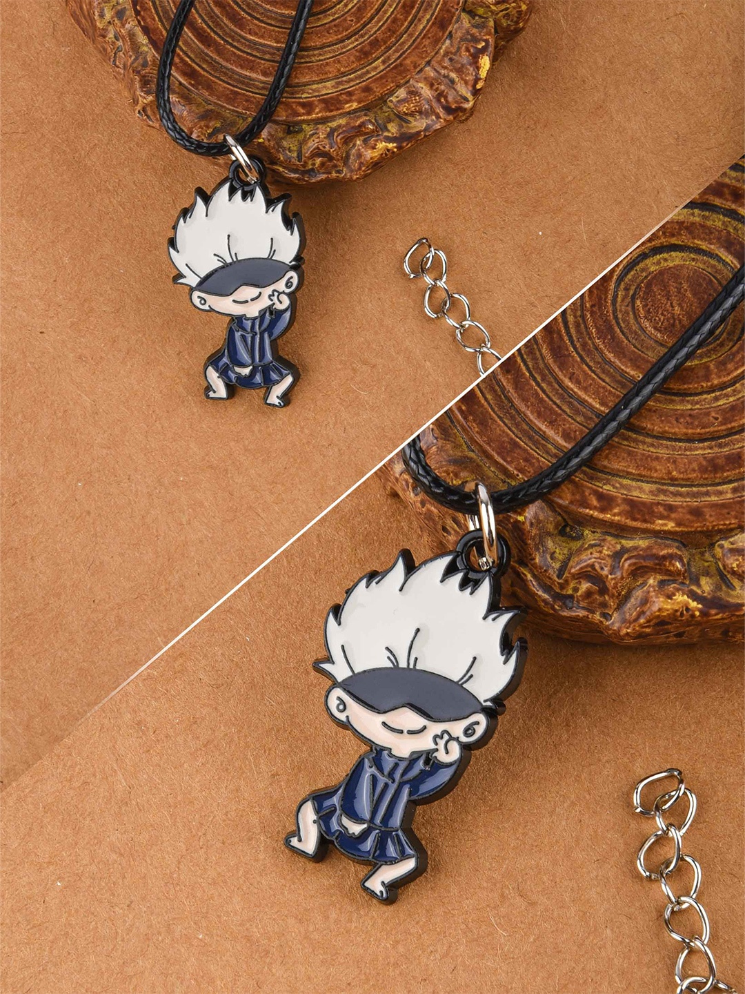 

COMICSENSE Jujutsu Kaisen-Charm Pendant With Chain, Black