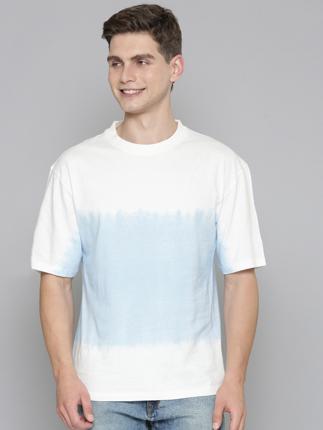 

Mast & Harbour Men Typography Printed Bio Finish Relaxed Fit T-shirt, Blue