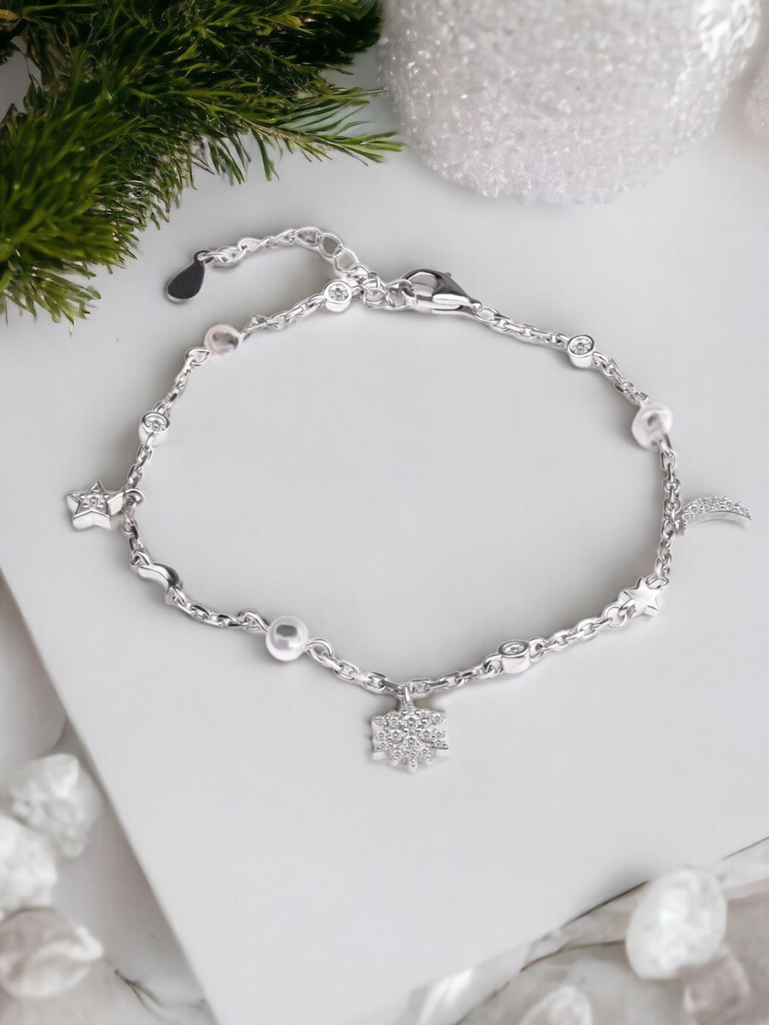 

Nistra Sterling Silver Cubic Zirconia Rhodium-Plated Galaxy Trinkets Charm Bracelet