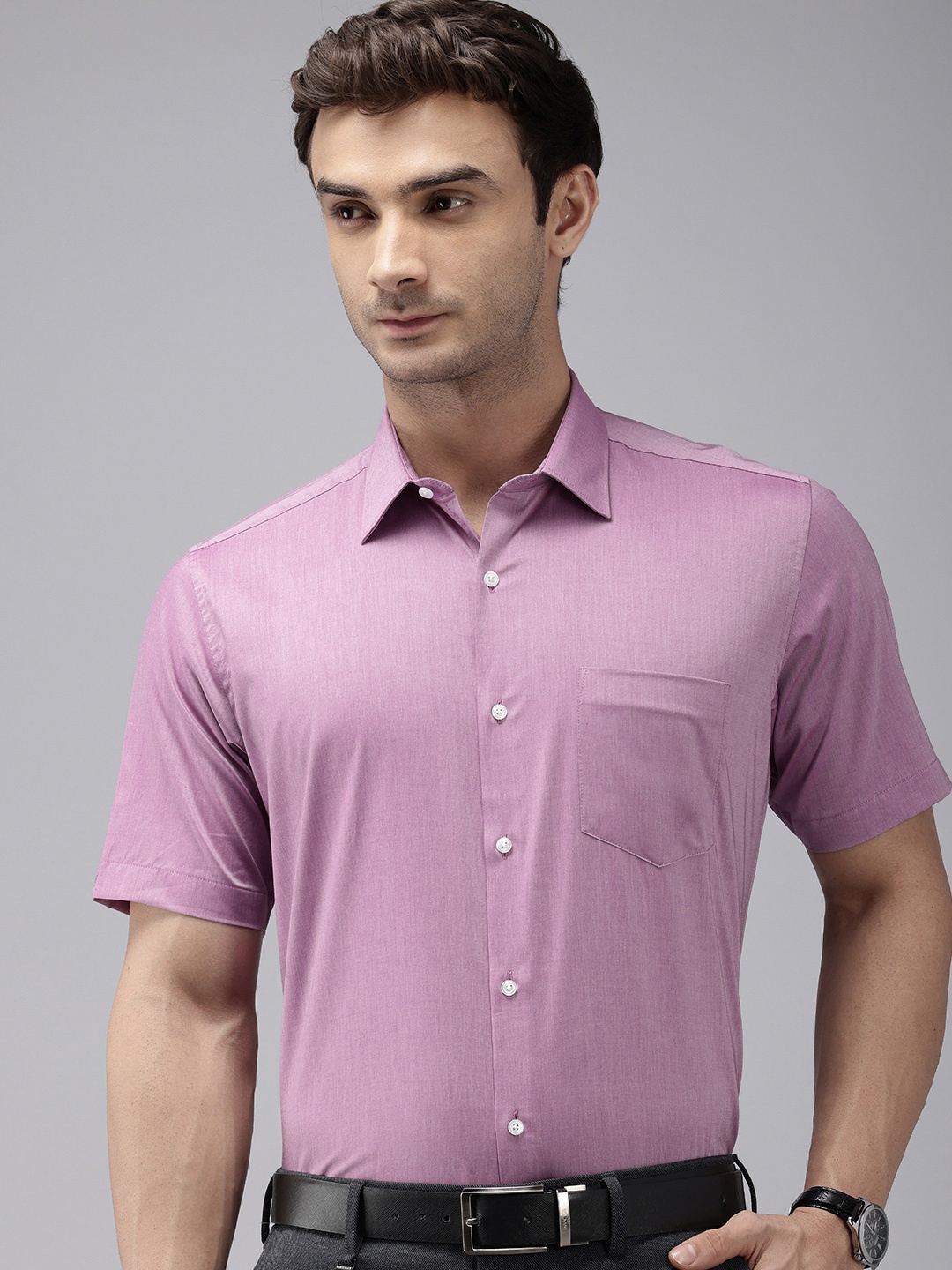

Van Heusen Custom Fit Pure Cotton Formal Shirt, Pink