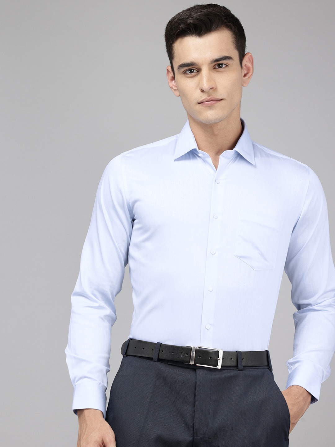 

Van Heusen Pure Cotton Slim Fit Self-Design Formal Shirt, Blue