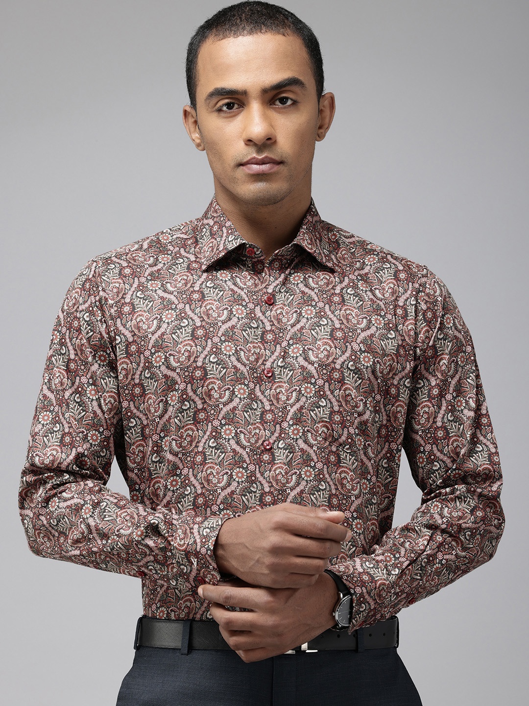 

Van Heusen Opaque Ethnic Motifs Printed Pure Cotton Formal Shirt, Multi