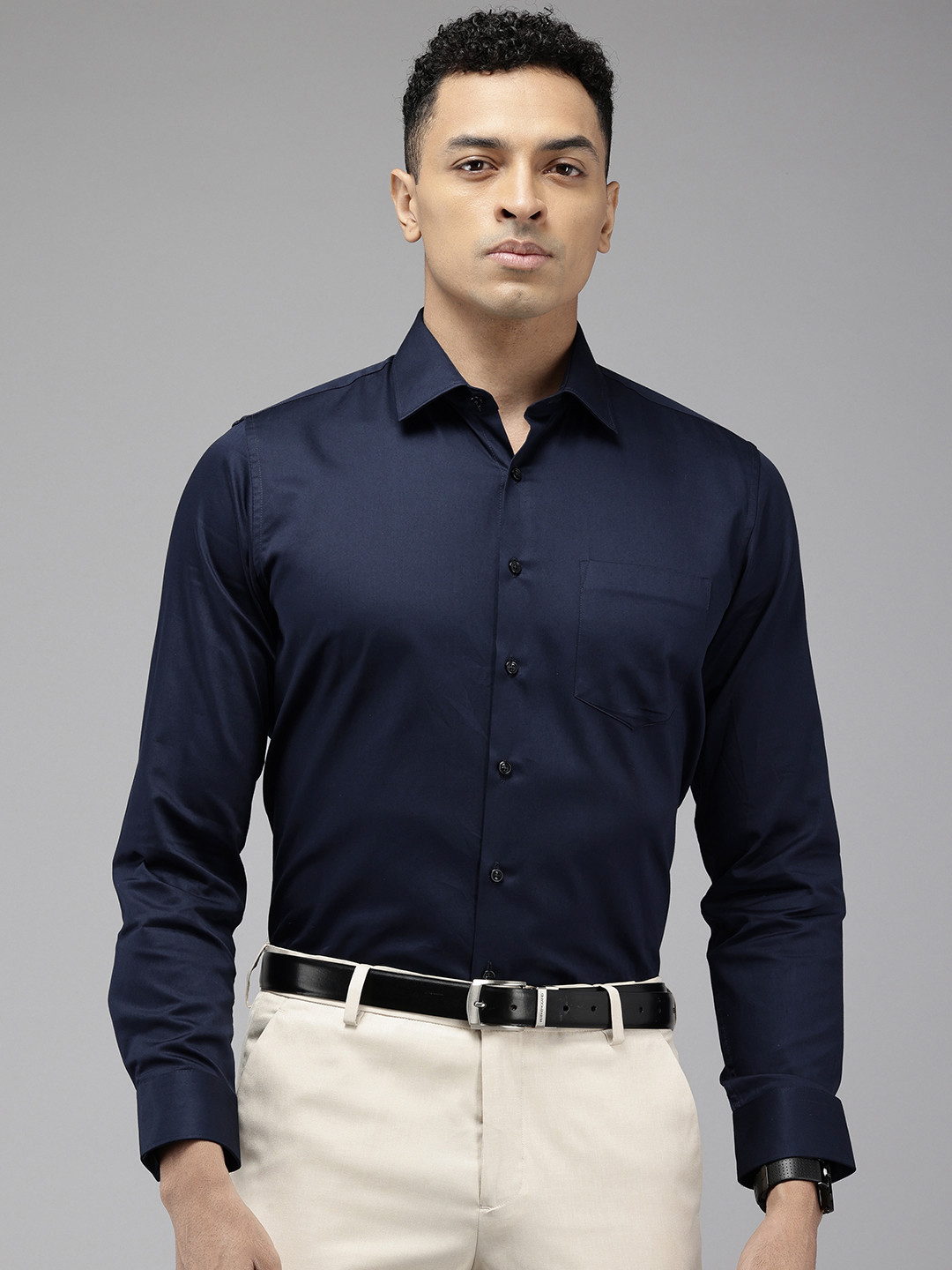 

Van Heusen Pure Cotton Slim Fit Opaque Formal Shirt, Navy blue