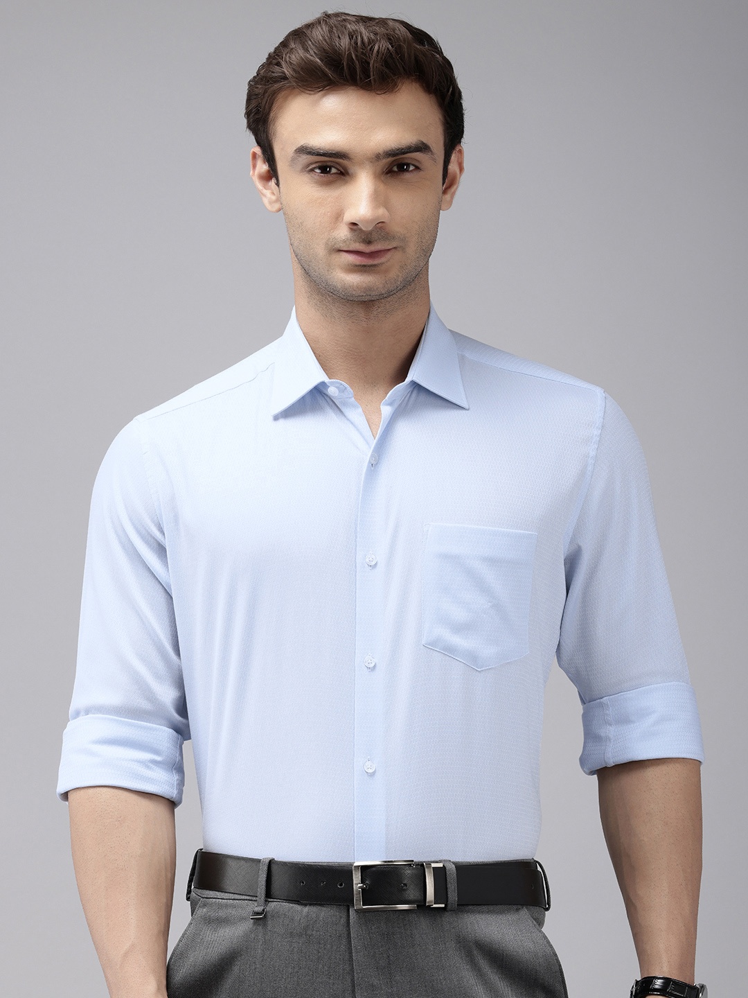 

Van Heusen Custom Fit Textured Pure Cotton Formal Shirt, Blue