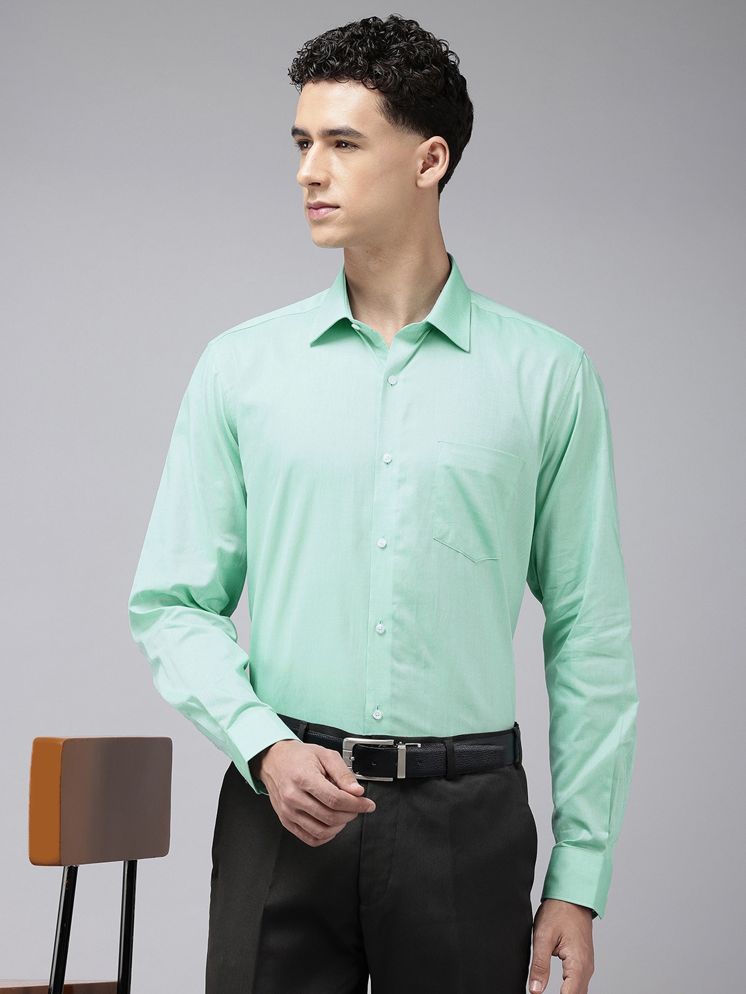 

Van Heusen Pure Cotton Custom Fit Self Design Opaque Formal Shirt, Sea green