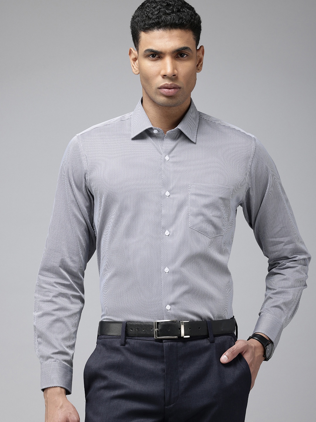 

Van Heusen Pure Cotton Custom Printed Formal Shirt, Navy blue