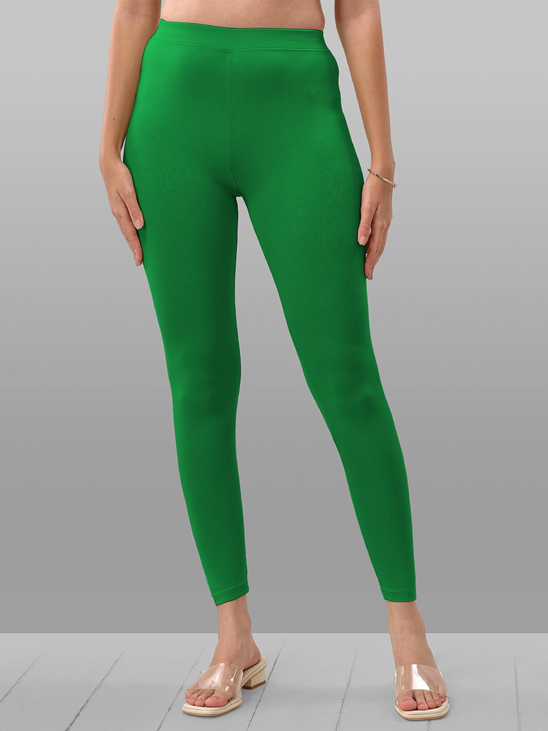 

LYRA Ankle Length Leggings, Green