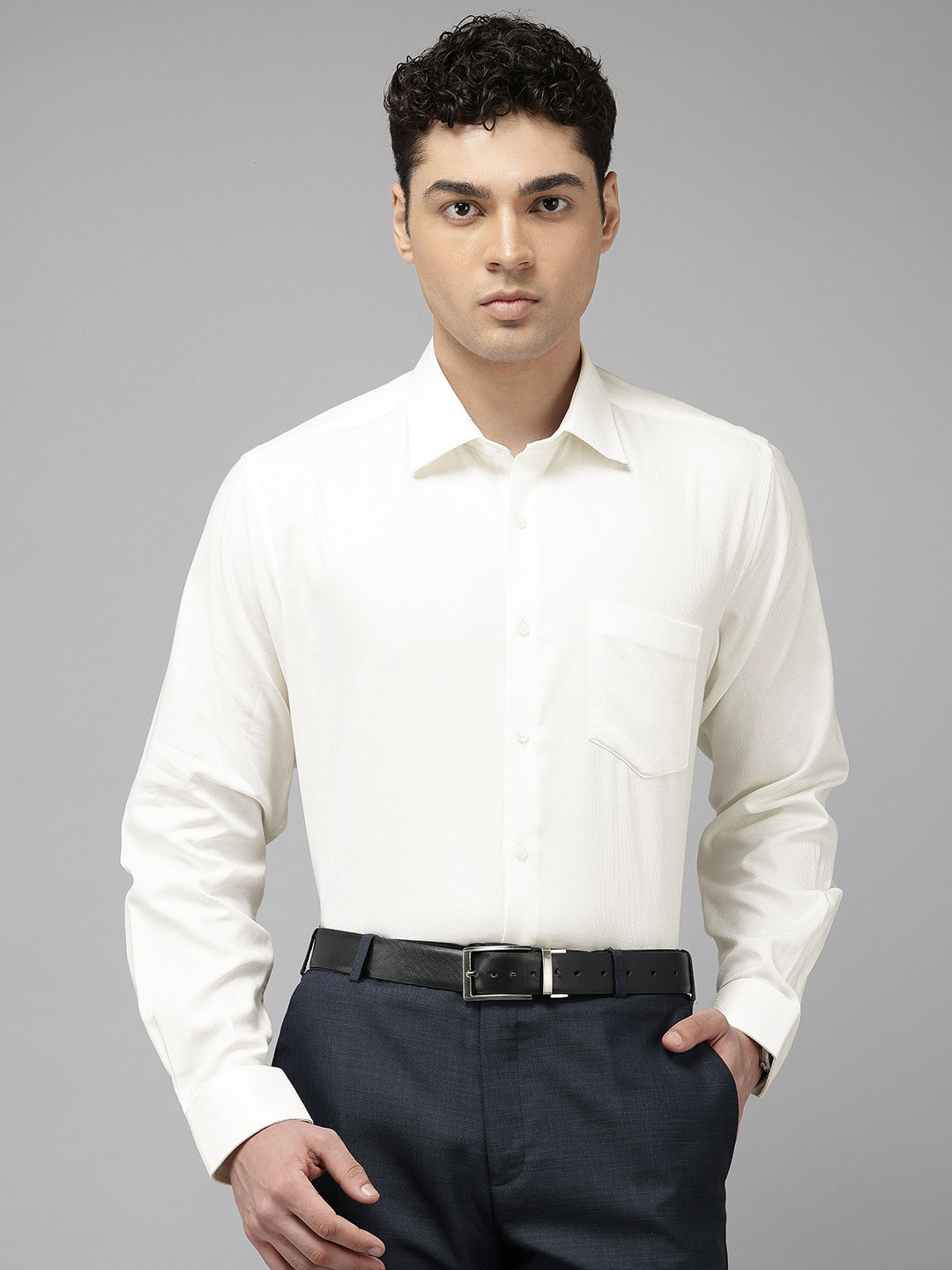 

Van Heusen Self Design Opaque Pure Cotton Formal Shirt, Off white