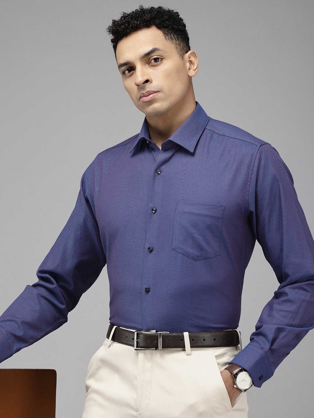 

Van Heusen Pure Cotton Custom Fit Self Design Opaque Formal Shirt, Blue