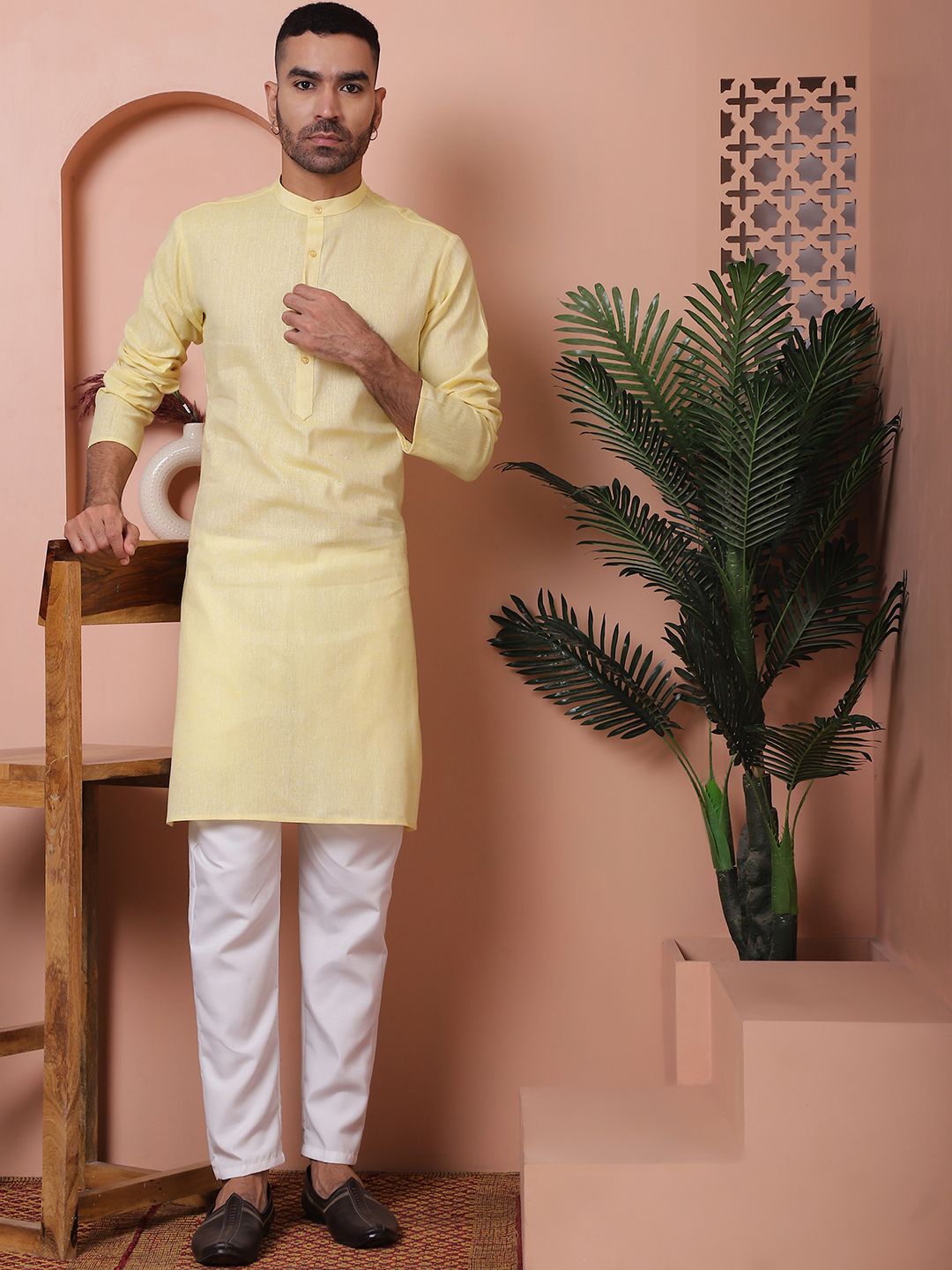 

Anouk Mandarin Collar Pure Cotton Straight Kurta With Pyjama, Yellow