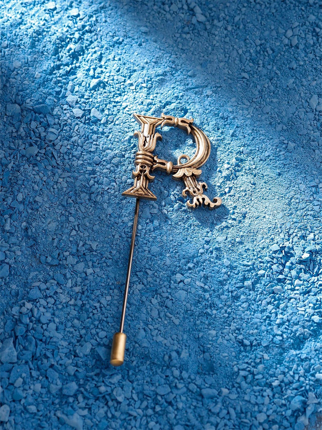 

RAMO Boys Royal R Lapel Pin, Gold