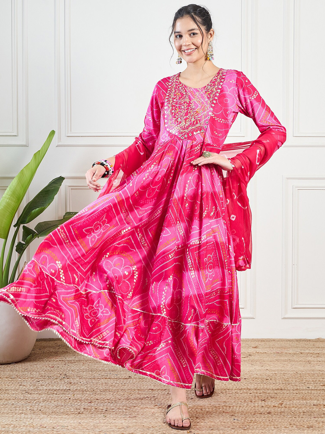 

KALINI Floral Embroidered Regular Thread Work Kurta With Dupatta, Pink
