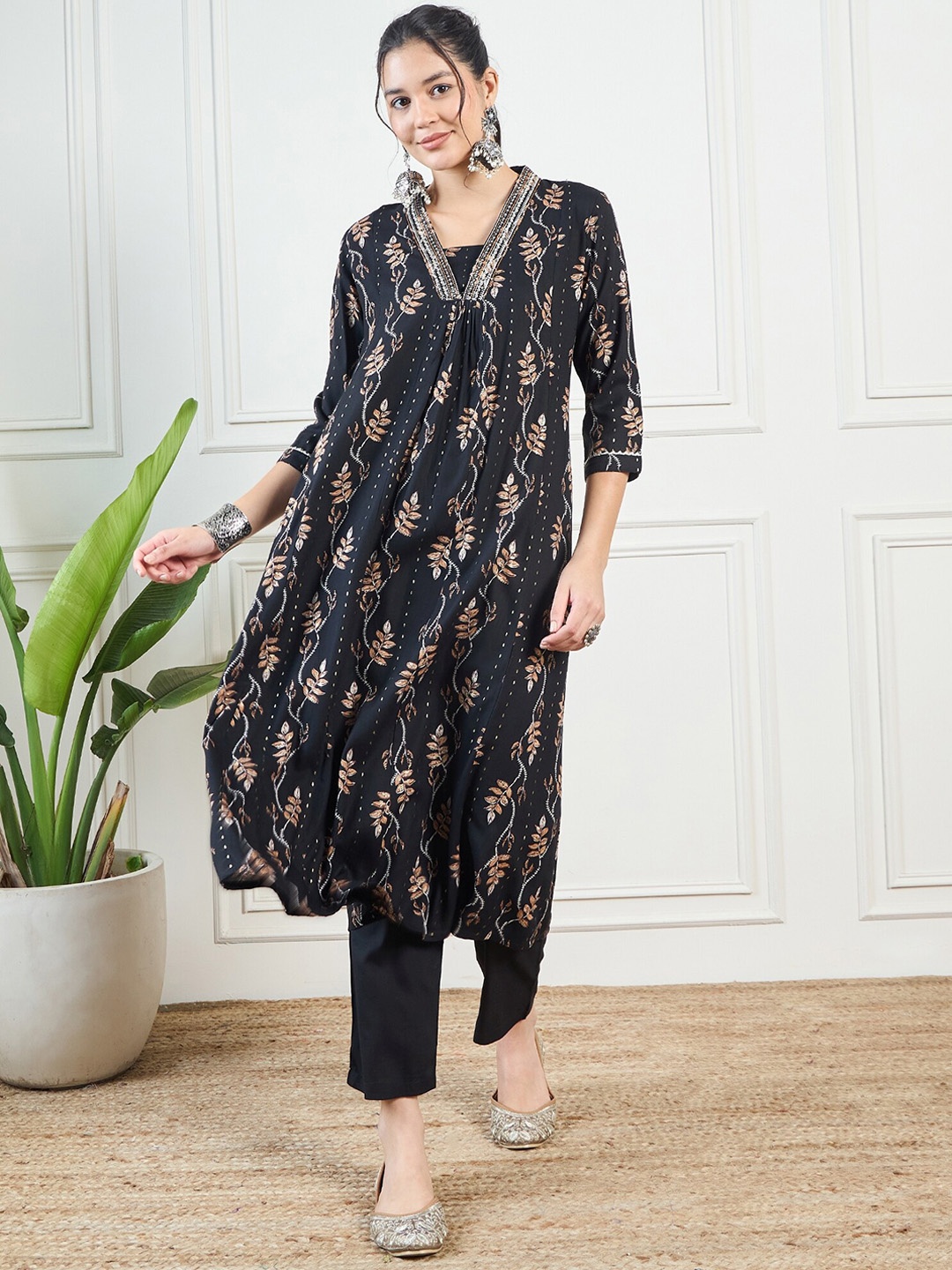 

KALINI Floral Printed V Neck Regular A-line Kurta With Palazzos, Black
