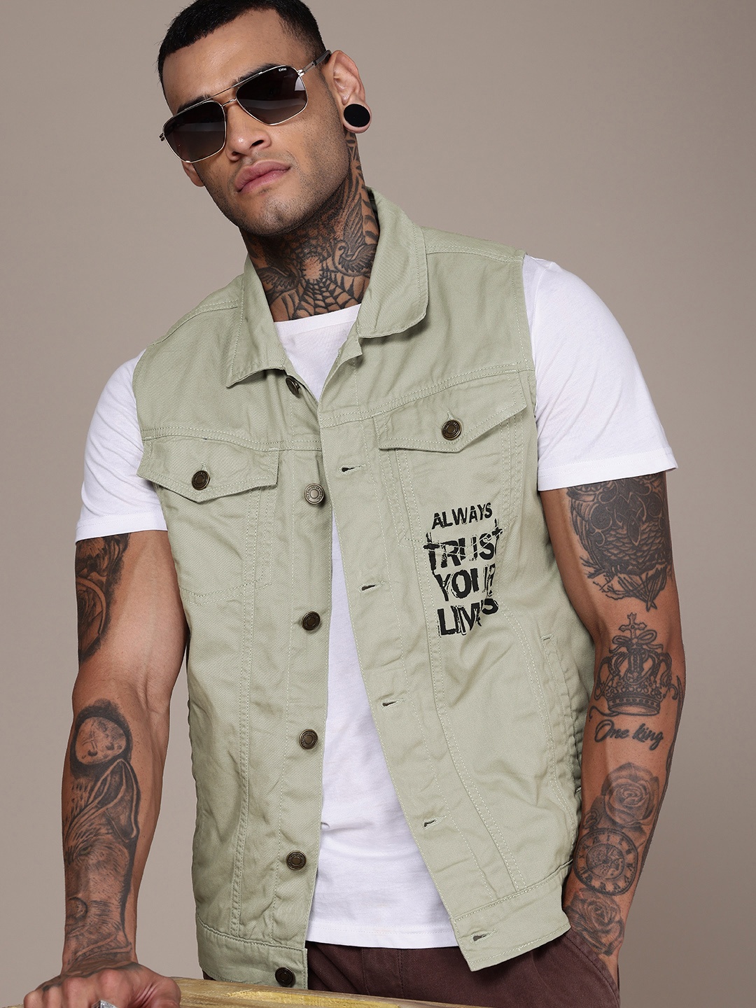 

The Roadster Life Co. Pure Cotton Typography Printed Sleeveless Denim Jacket, Olive
