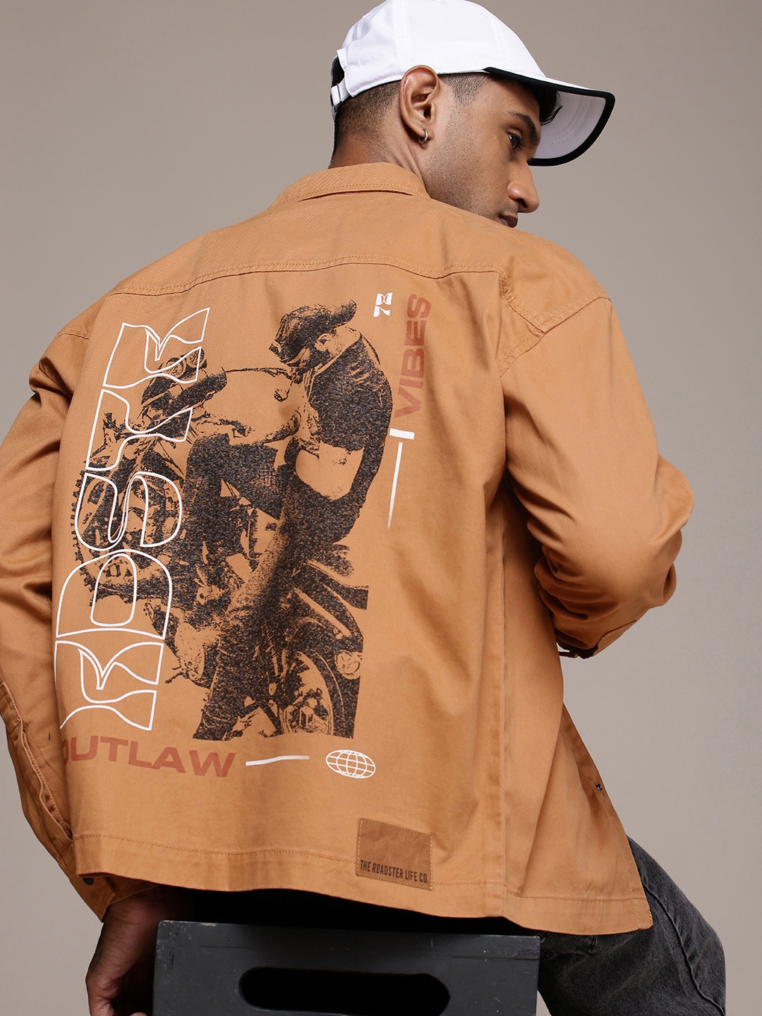 

The Roadster Life Co. Pure Cotton Graphic Printed Relaxed Fit Tailored Jacket, Camel brown