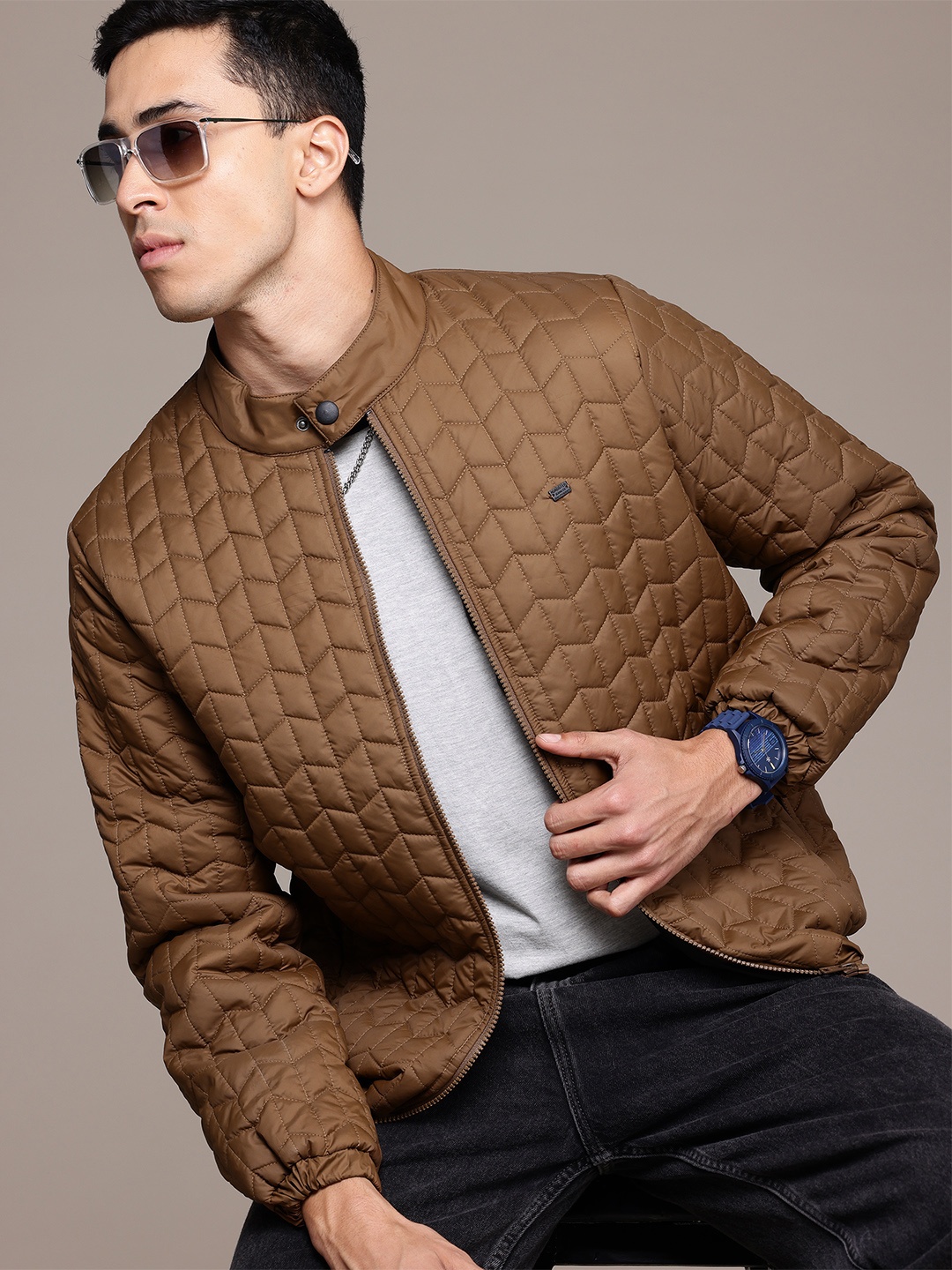 

Roadster Men Quilted Jacket, Brown