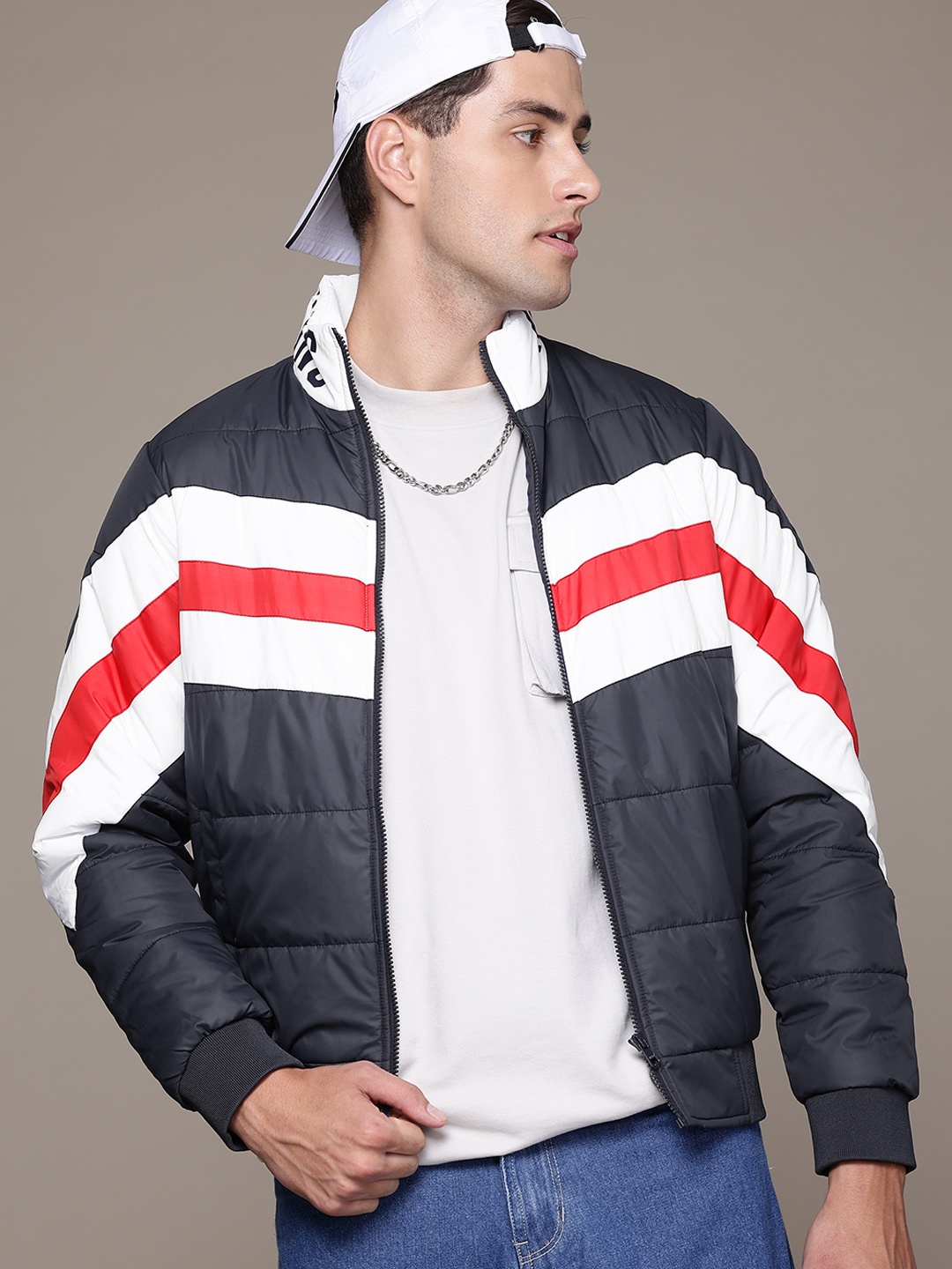 

The Roadster Lifestyle Co. Colourblocked Bomber Jacket, Navy blue