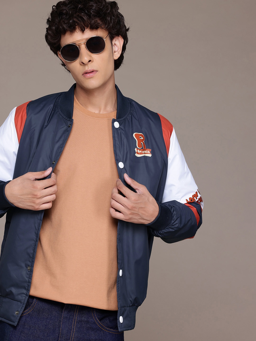 

Roadster The Lifestyle Co. Varsity Jacket, Navy blue