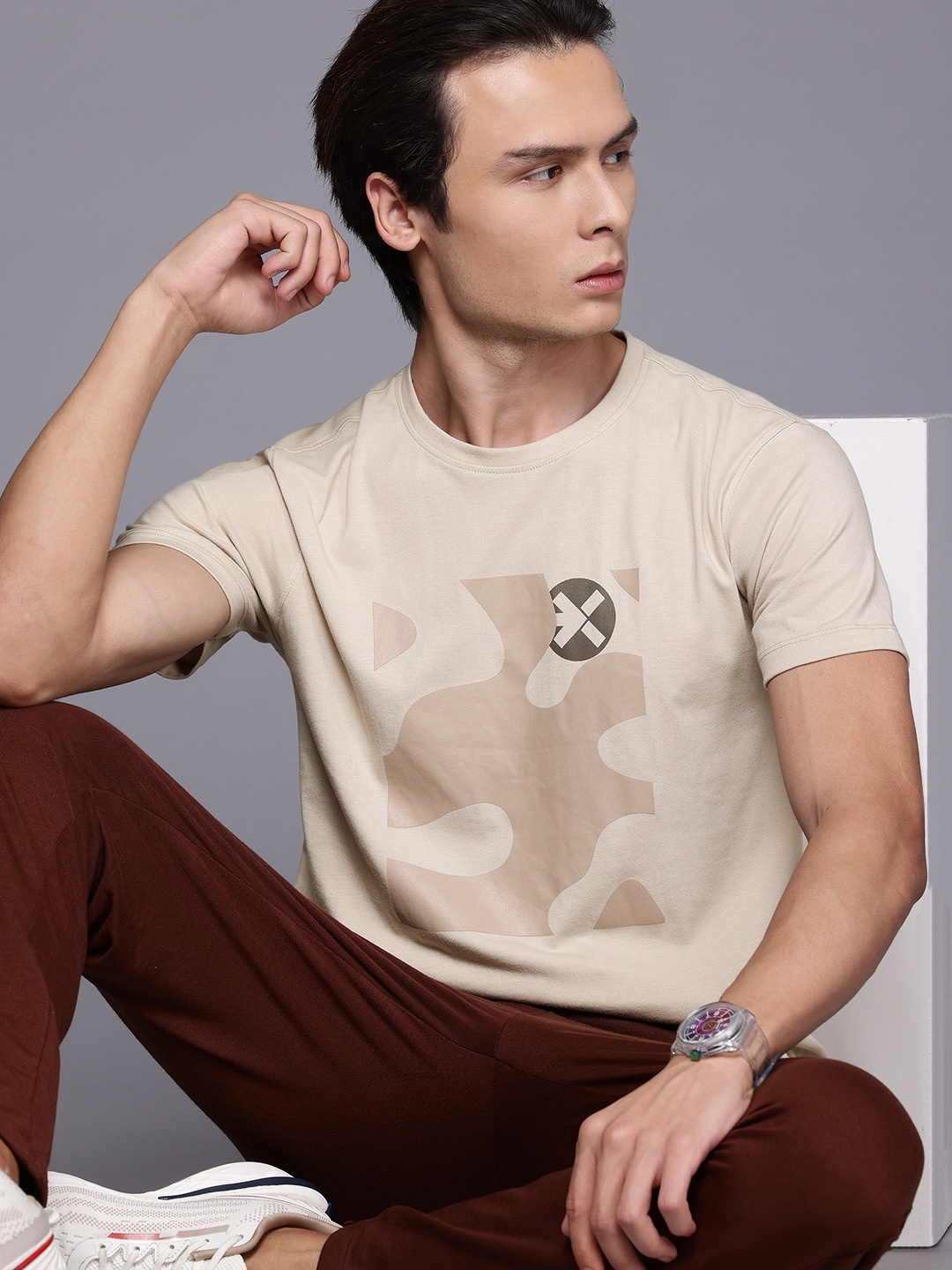 

HRX by Hrithik Roshan Printed Yoga T-shirt, Beige