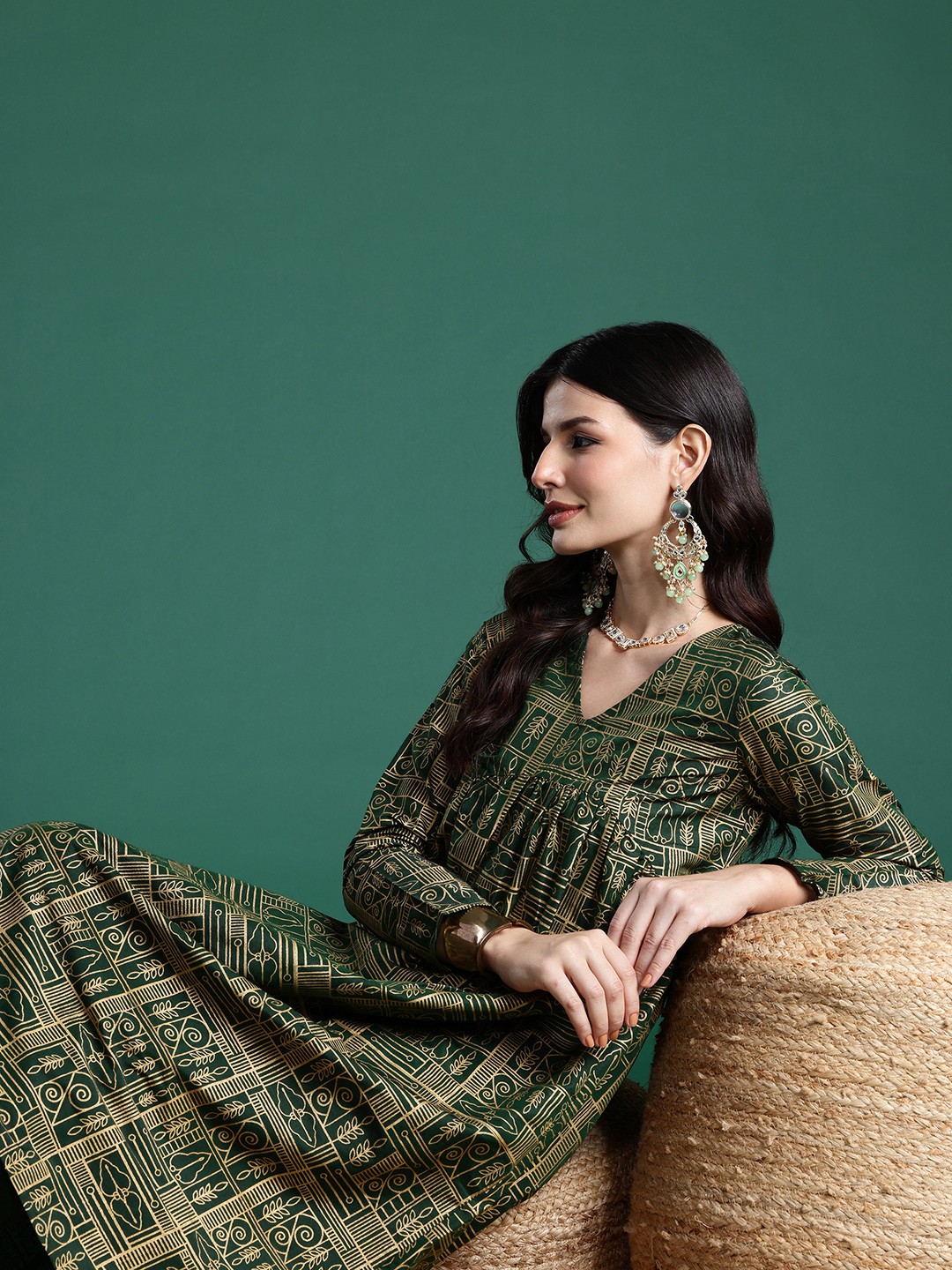 

Sangria Ethnic Motifs Printed Empire Kurta With Trousers, Green