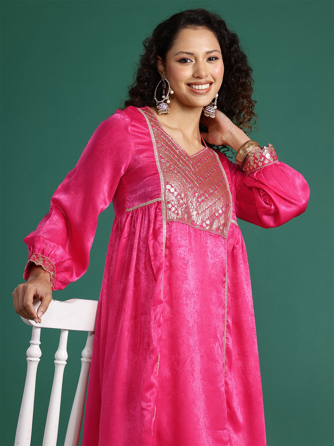 

Sangria Sheen Finish Sequin Embellished Velvet A-Line Kurta Set, Pink