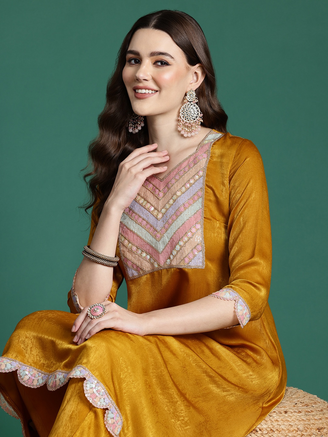 

Sangria Embellished Sheen Finish Kurta Set, Mustard