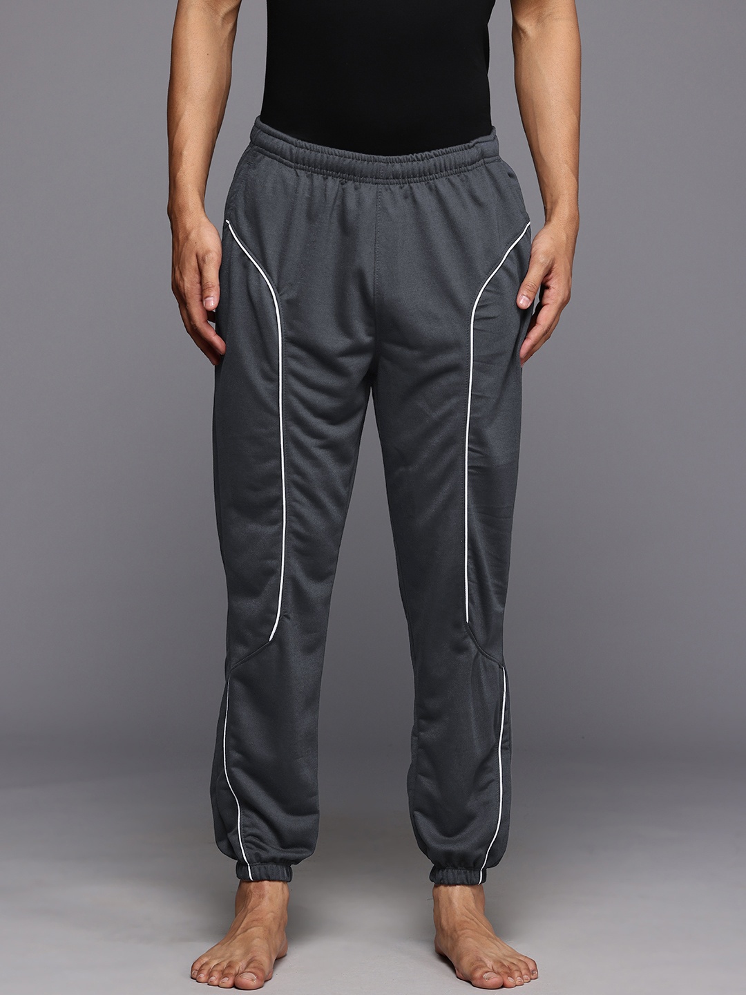 

HRX by Hrithik Roshan Men Yoga Joggers, Charcoal