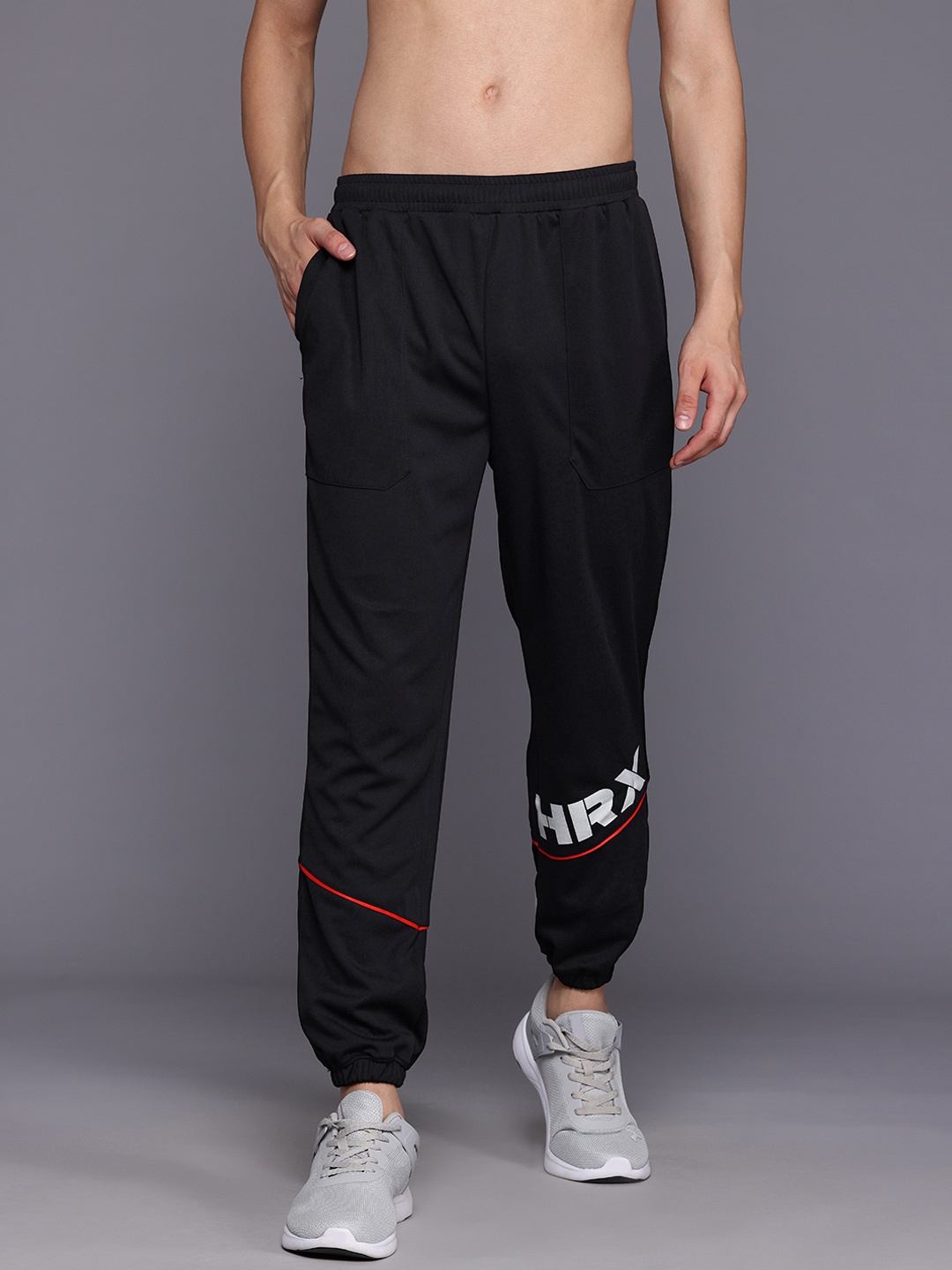 

HRX by Hrithik Roshan Men Rapid-Dry Training Joggers, Black