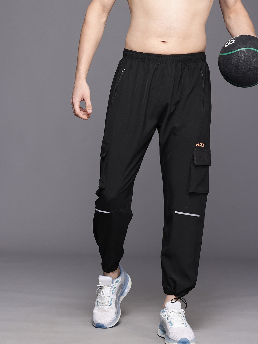 

HRX by Hrithik Roshan Men Sculptflex Training Joggers, Black