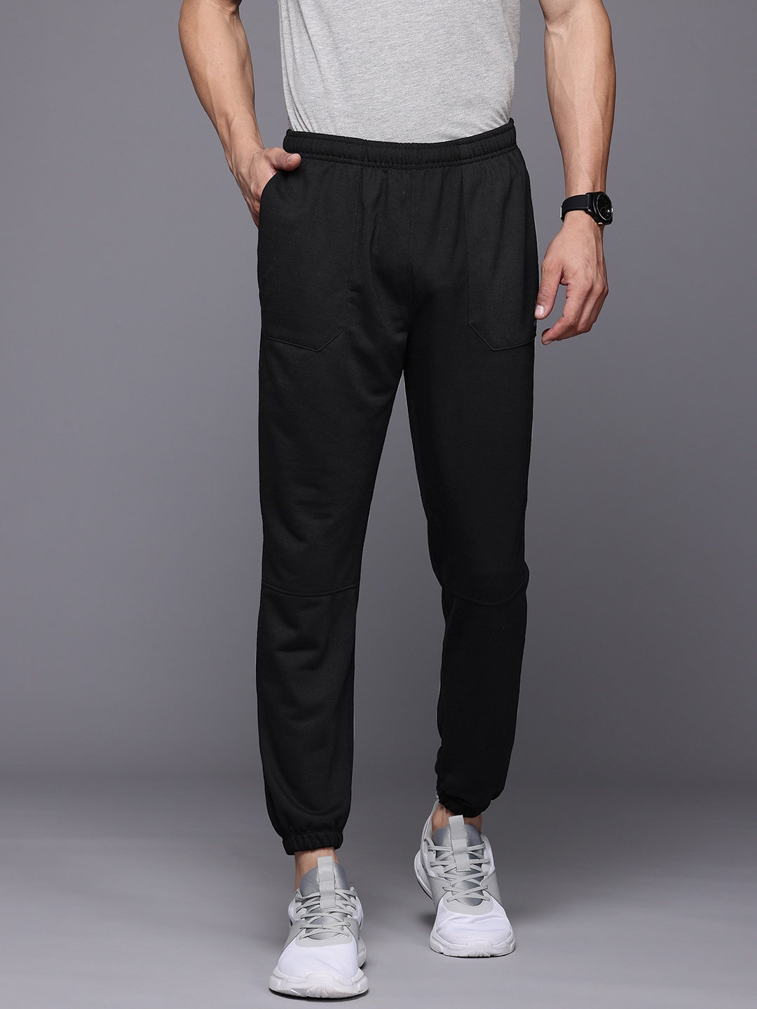 

HRX by Hrithik Roshan Men Lifestyle Joggers, Black