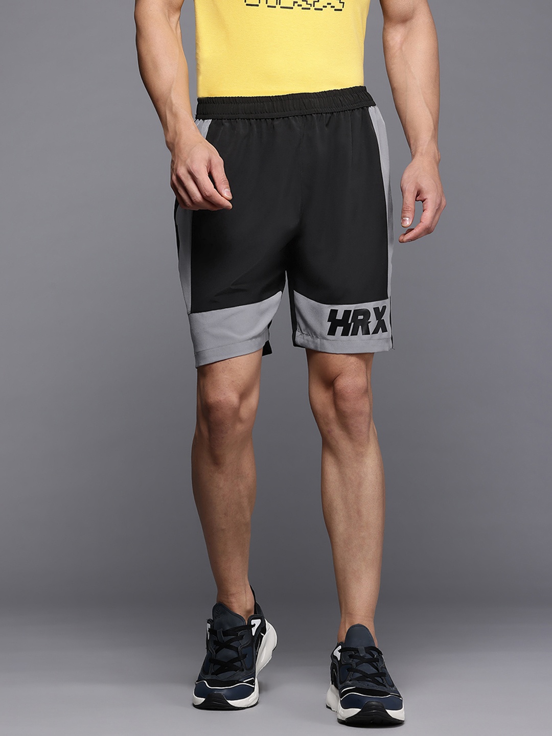 

HRX by Hrithik Roshan Men Colourblocked Shorts, Black