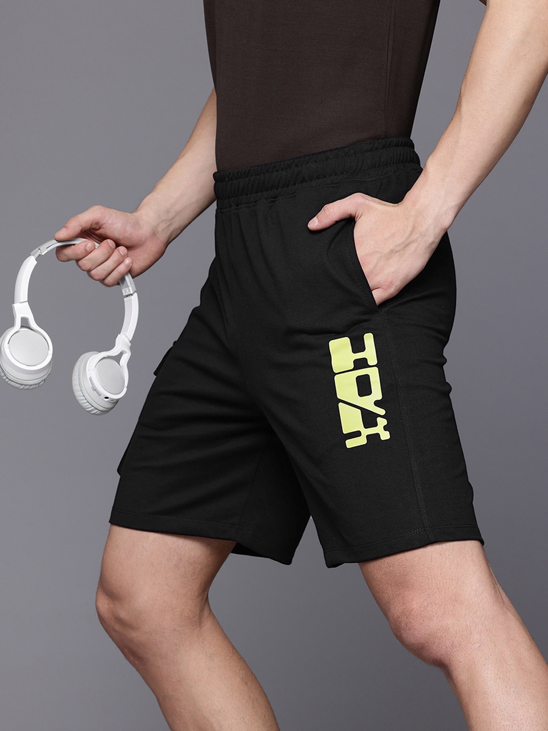 

HRX by Hrithik Roshan Men Typography Printed Lifestyle Shorts, Black