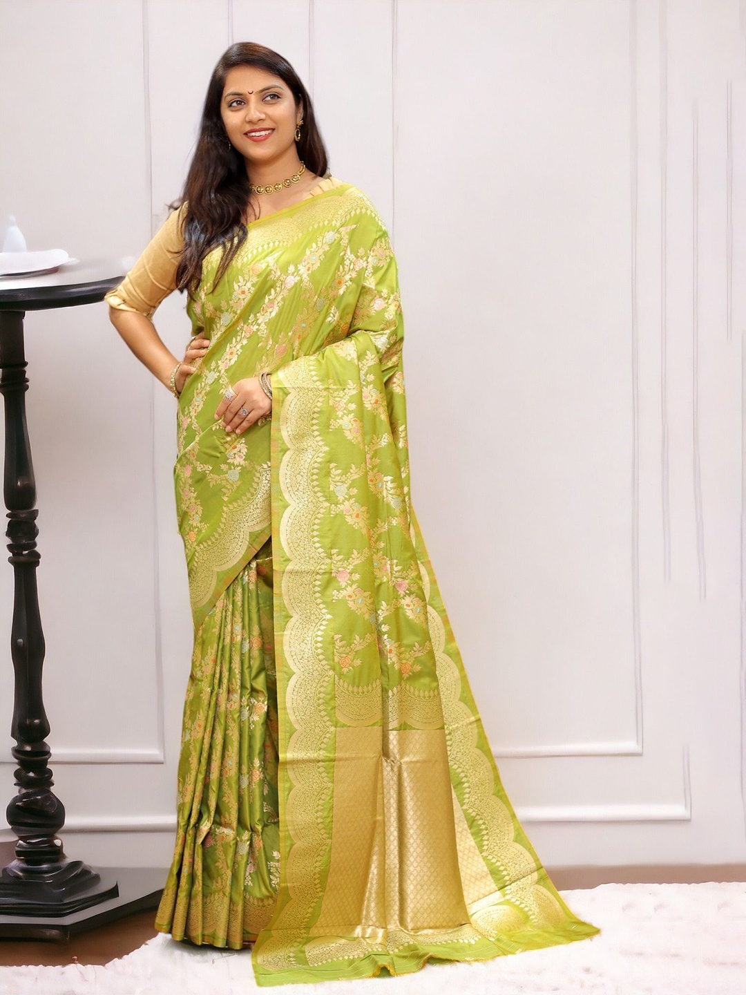 

Vastrasky Global Ethnic Motifs Zari Art Silk Saree, Lime green