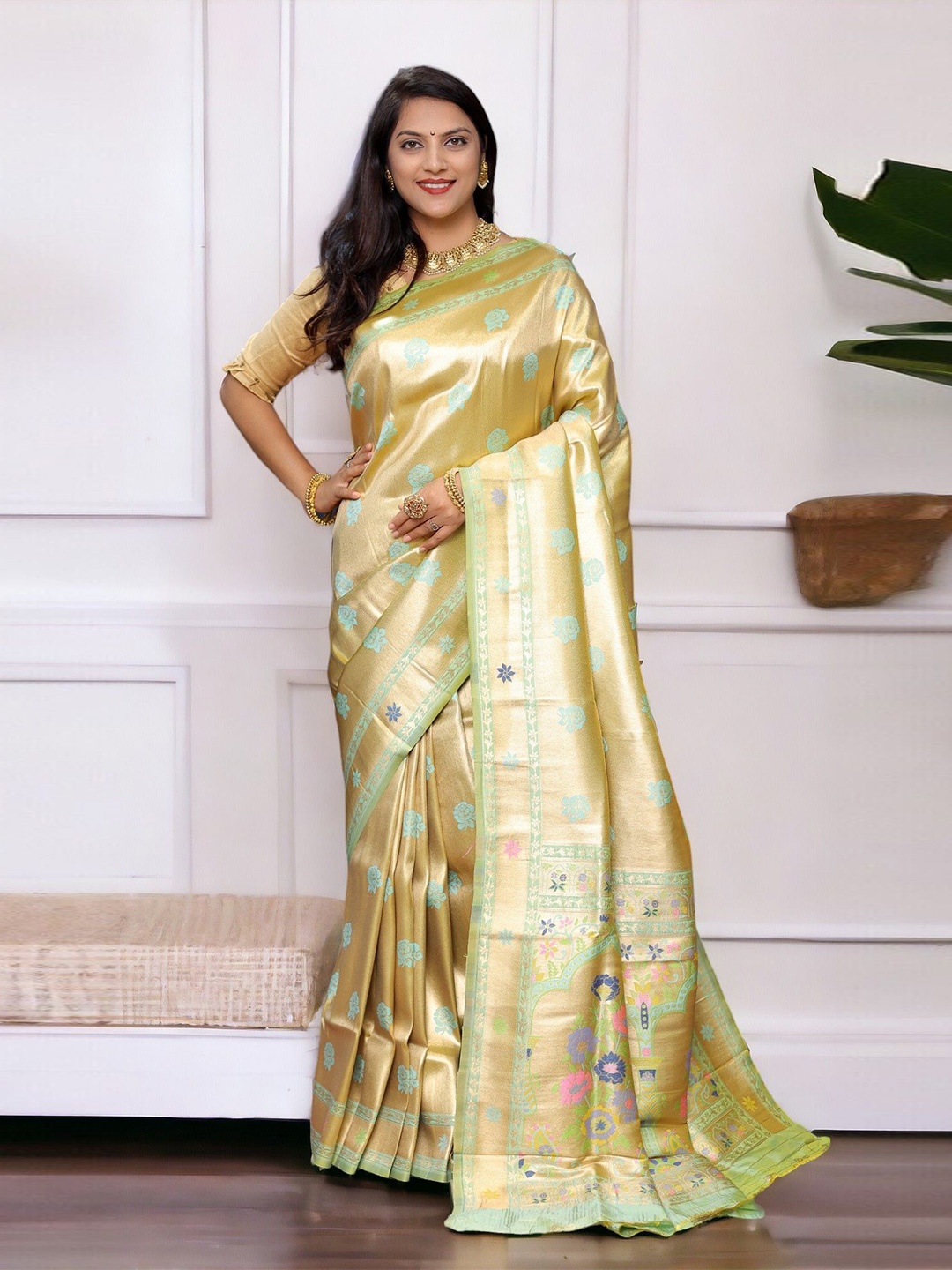 

Vastrasky Global Woven Design Zari Saree, Olive