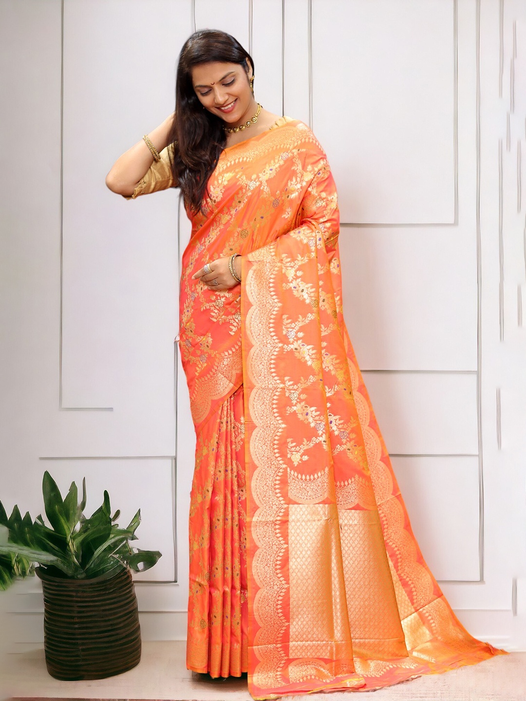 

Vastrasky Global Ethnic Motifs Zari Saree, Peach