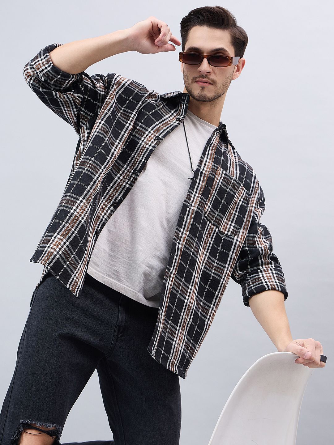 

CHIMPAAANZEE Tartan Checked Oversized Casual Shirt, Black