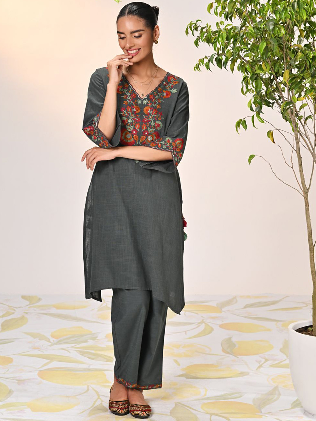 

Lakshita Floral Yoke Design Embroidered Thread Work A-line Kurta With Trousers, Grey