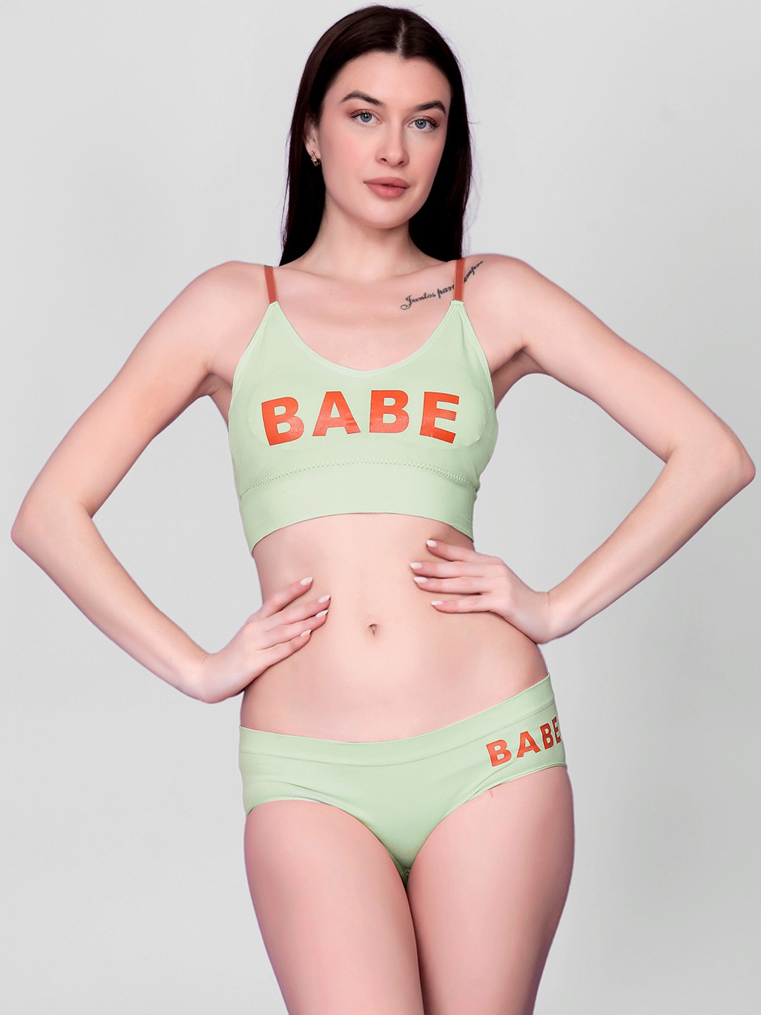 

Gopalvilla Printed Full-Coverage Lightly Padded Lingerie Set, Green