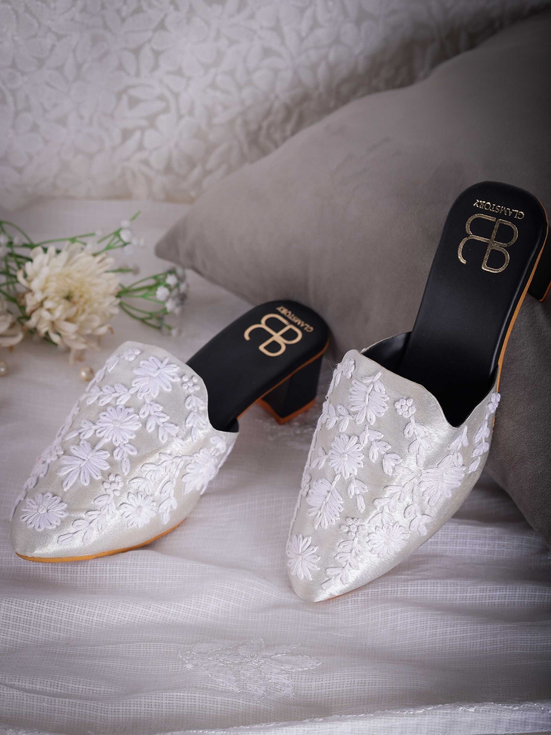 

GLAM STORY Embellished Block Heeled Mules, White