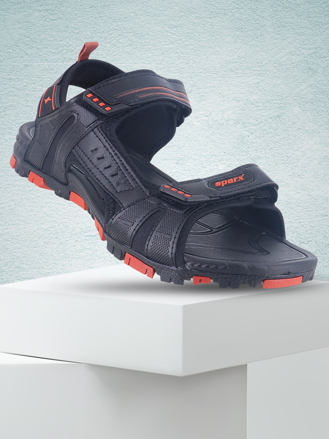 

Sparx Men Velcro Sports Sandals, Black