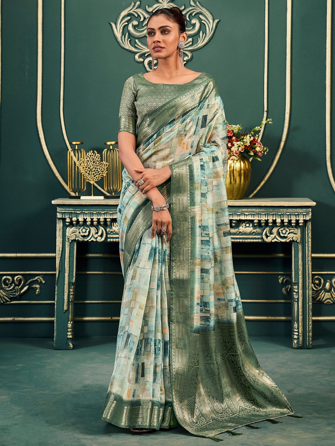 

Satrani Zari Banarasi Saree, Green