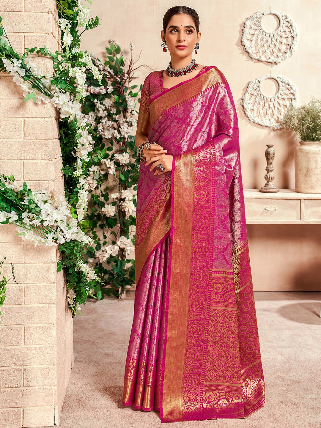 

Satrani Zari Pure Georgette Woven Design Banarasi Saree, Pink