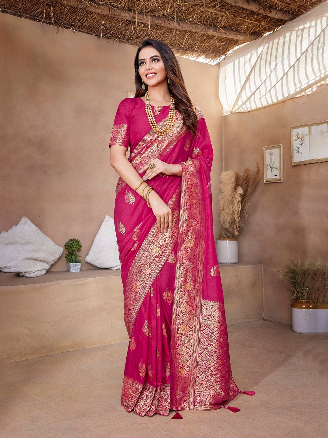 

LeeliPeeri Designer Woven Design Zari Chanderi Saree, Magenta