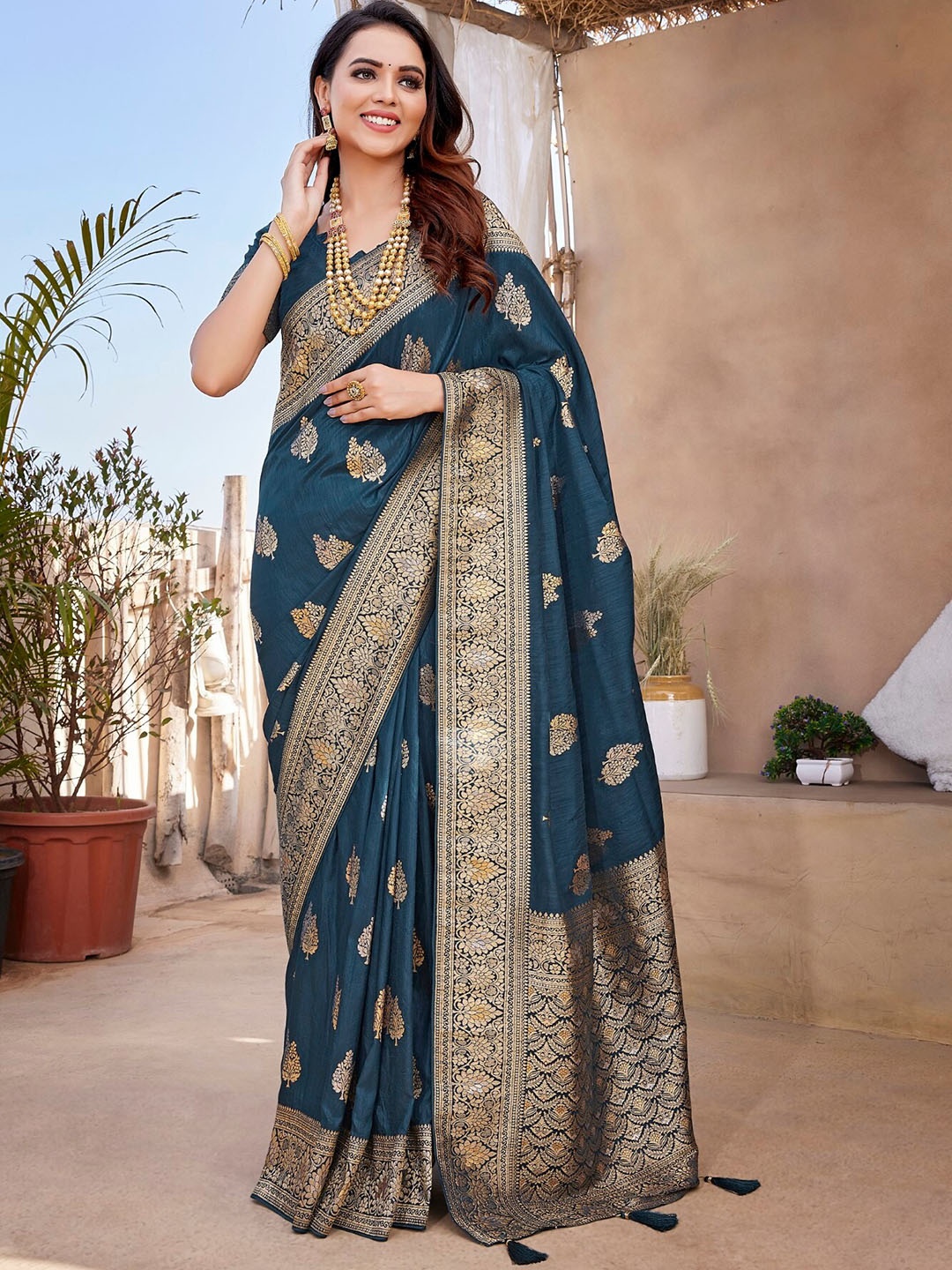 

LeeliPeeri Designer Ethnic Motifs Zari Chanderi Saree, Blue
