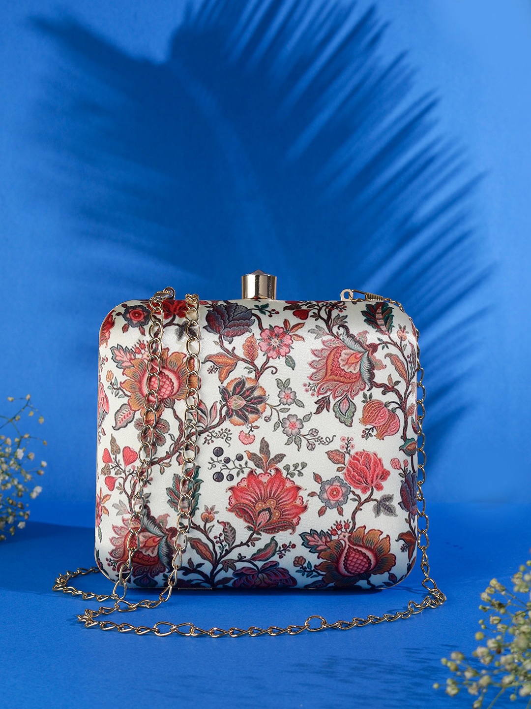 

Sangria Cream & Brown Printed Box Clutch