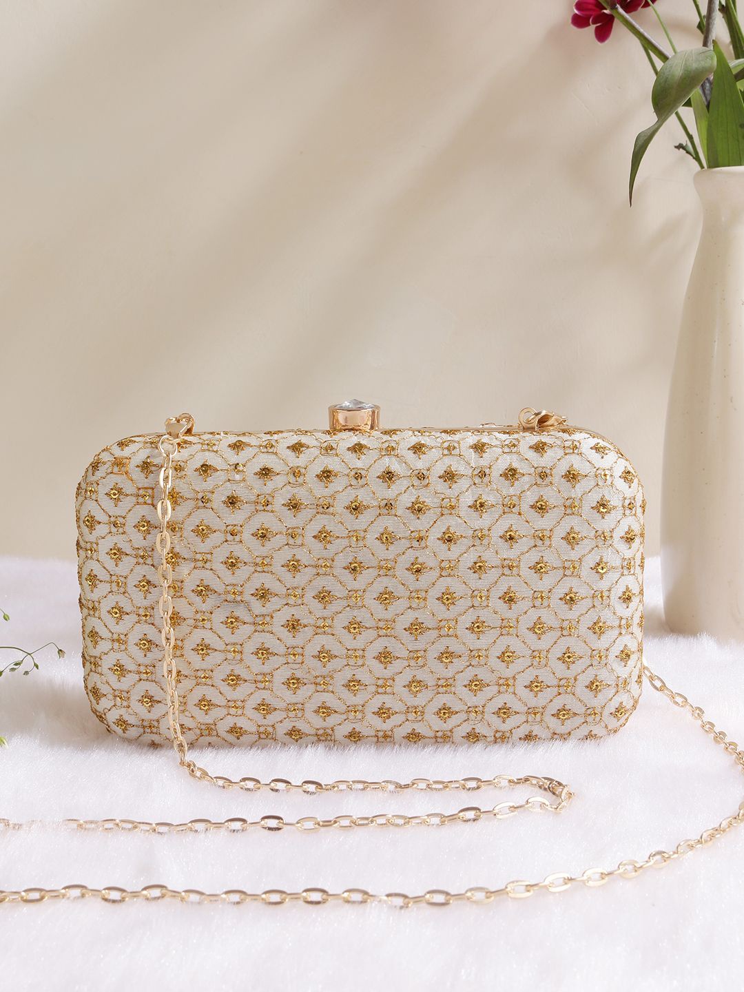 

Sangria Beige Embroidered Sequinned Box Clutch