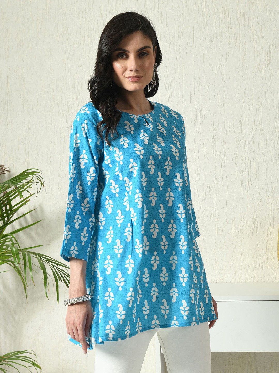 

BAESD Ethnic Motifs Printed Keyhole Neck A-Line Top, Blue