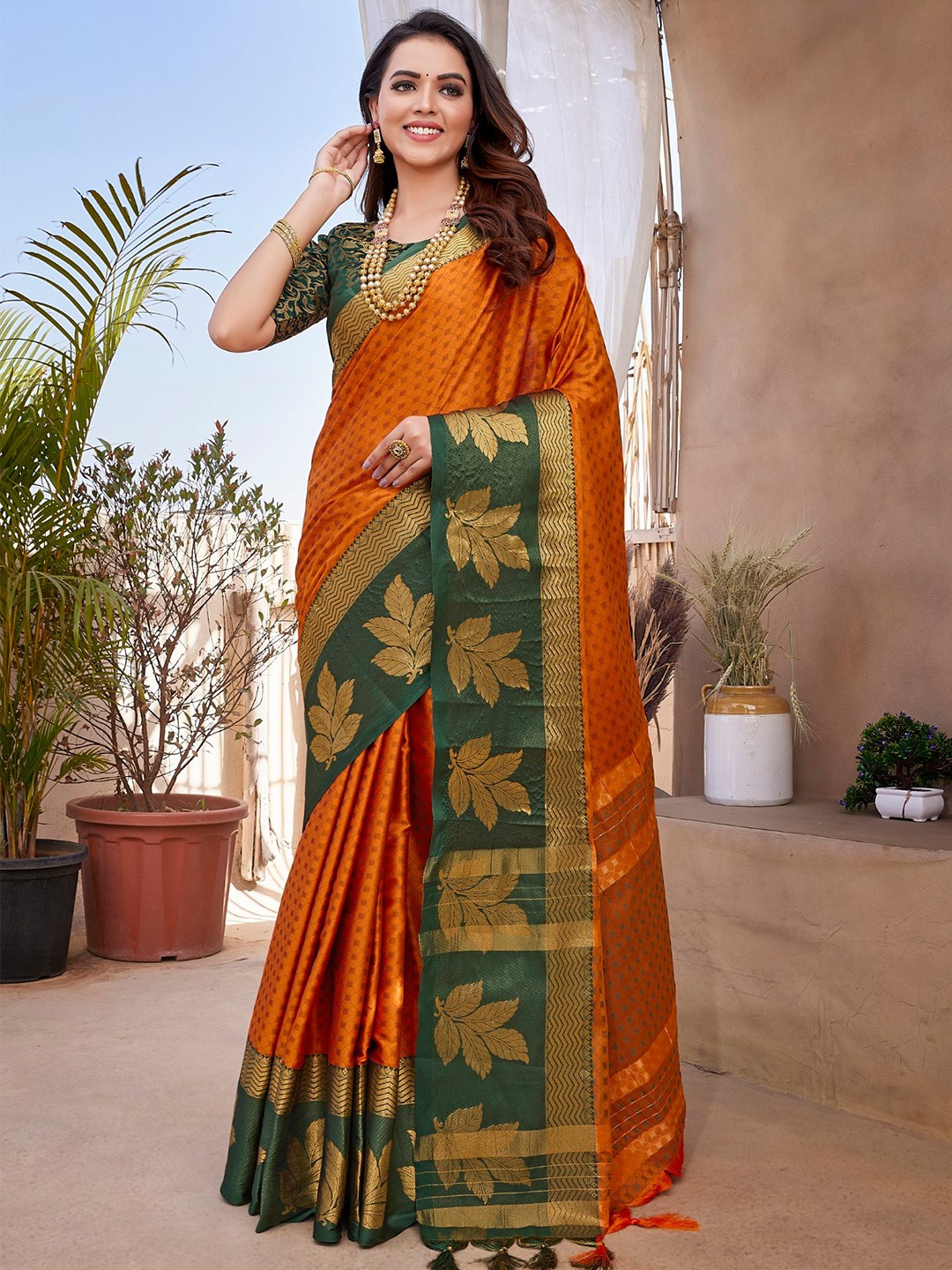 

LeeliPeeri Designer Ethnic Motifs Zari Chanderi Saree, Orange