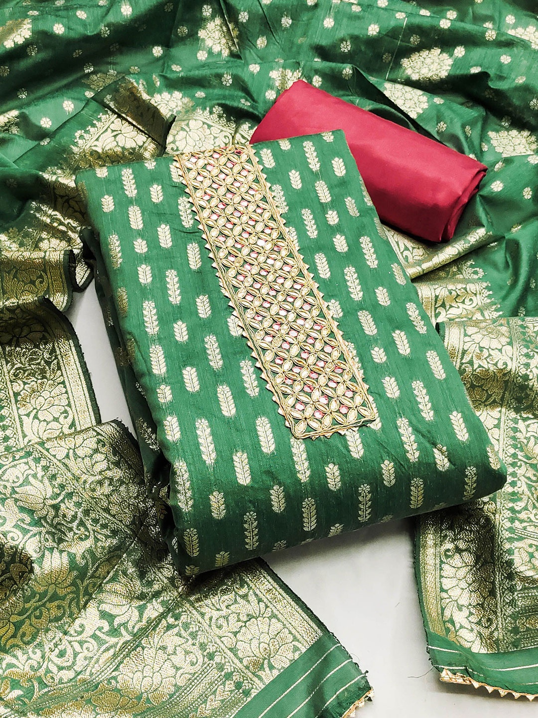 

Ishin Unstitched Dress Material, Green